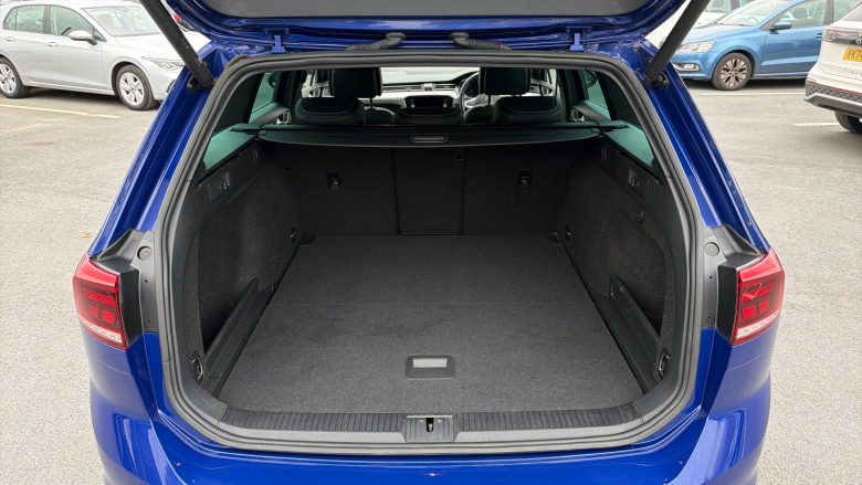 Volkswagen Passat 1.5 TSI EVO R-Line 5dr DSG Petrol Estate